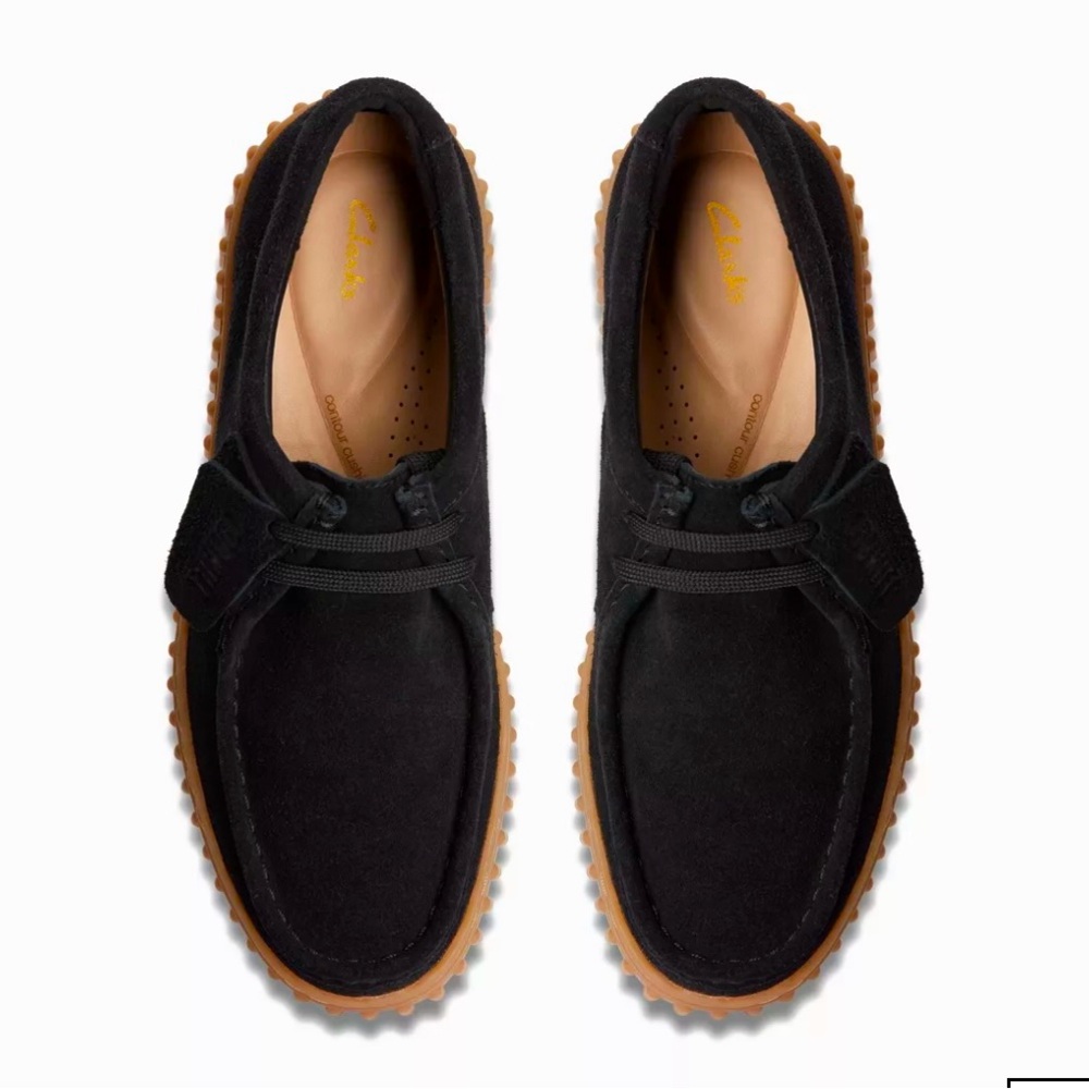 Clark’s Torhill Bee Black Suede Wallace size 9.  NWOT